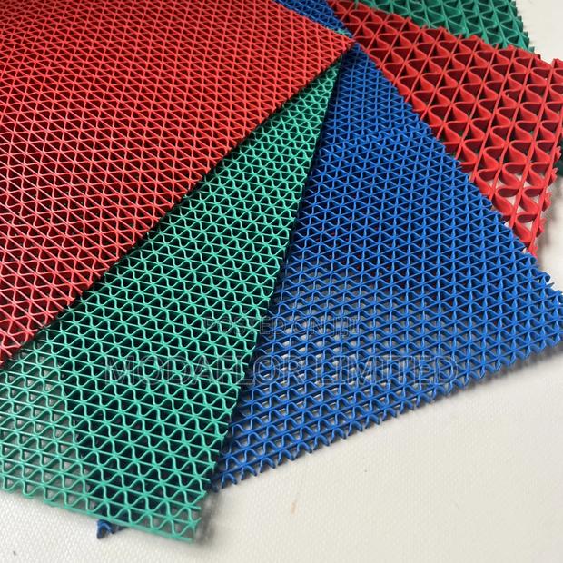 Affordable Anti-Slip Mats – High Quality at Low Price