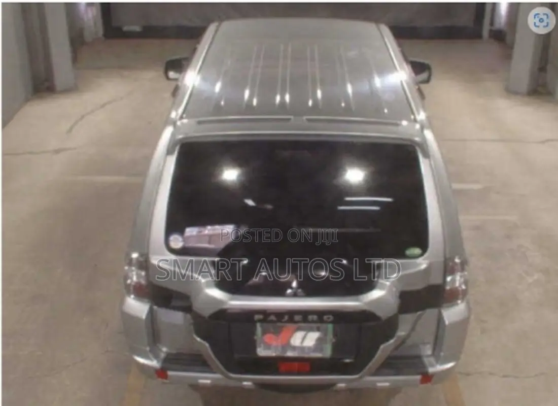 Mitsubishi Pajero 2019 Silver