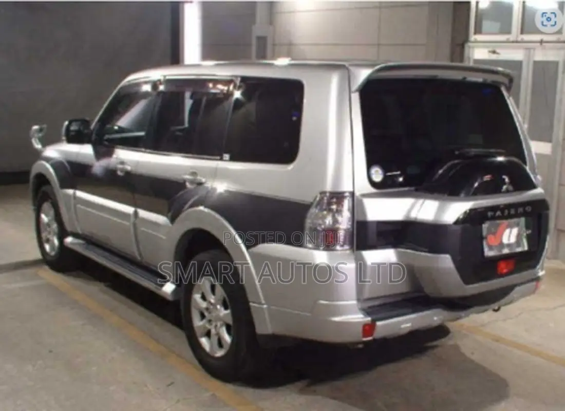 Mitsubishi Pajero 2019 Silver