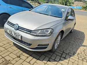 Volkswagen Golf 2015 Silver