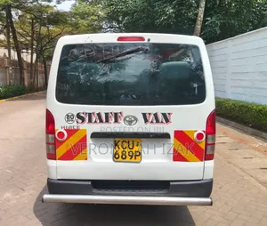 Toyota HiAce 2014 White