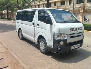 Toyota HiAce 2014 White