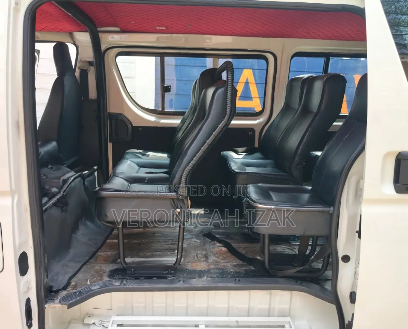 Toyota HiAce 2014 White