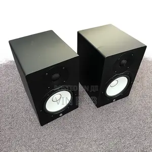 HS8 Yamaha Speakers