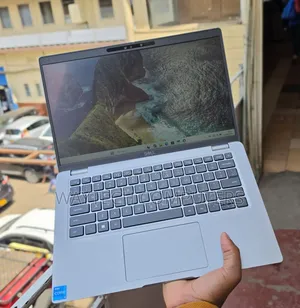 Laptop Dell Latitude 5440 8GB Intel Core i5 SSD 256GB