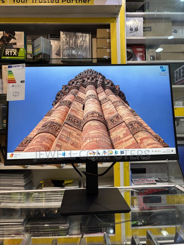 HP P24q G4 Display (2560*1440p)IPS Monitor - thumbnail 3