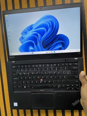 Laptop Lenovo ThinkPad T490s 16GB Intel Core i7 SSD 256GB