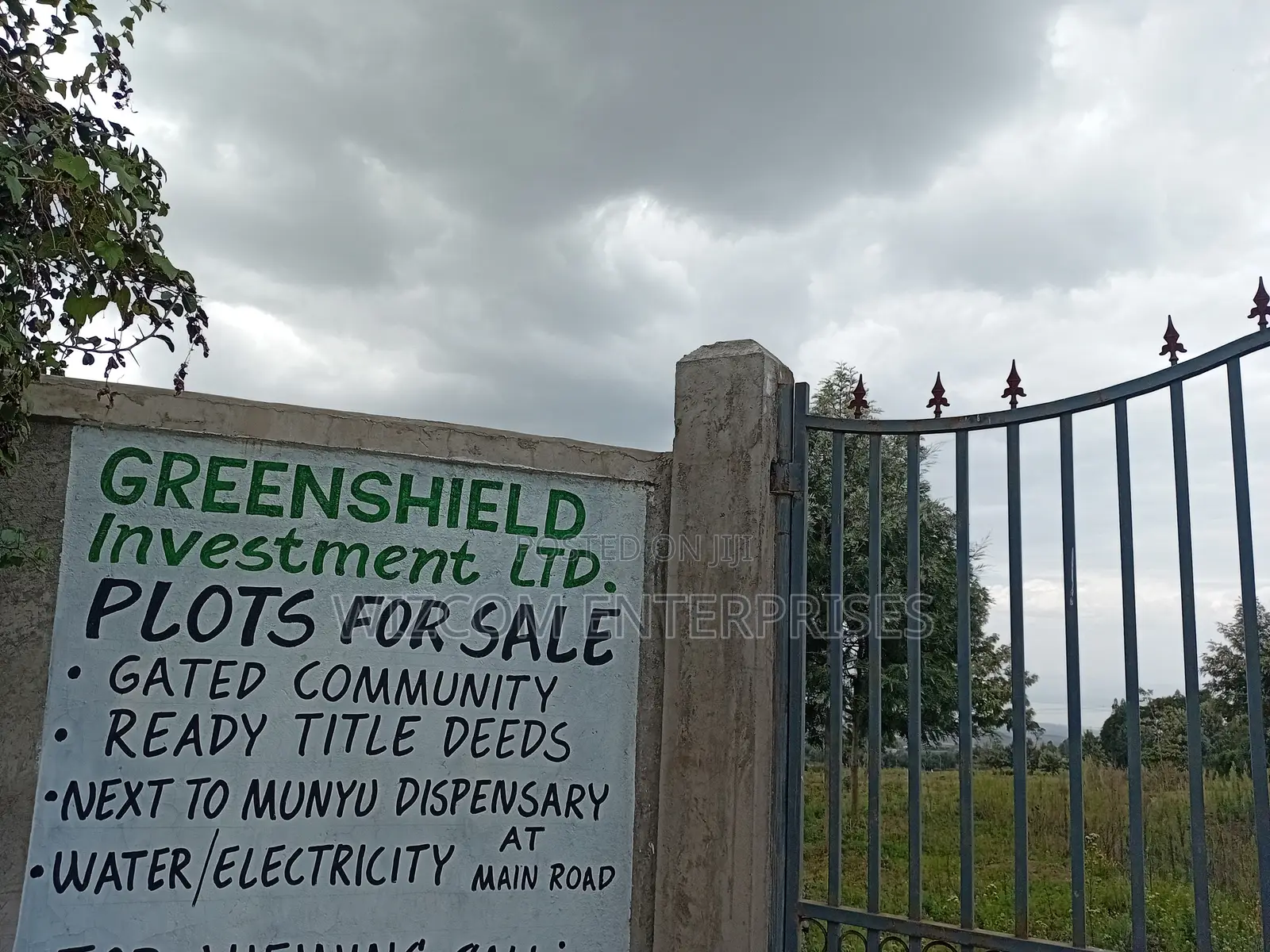 50x100 Plots for Sale. Gated Community, Ready Titles. 50% Sold.