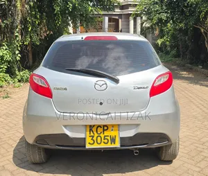Mazda Demio 2010 Silver