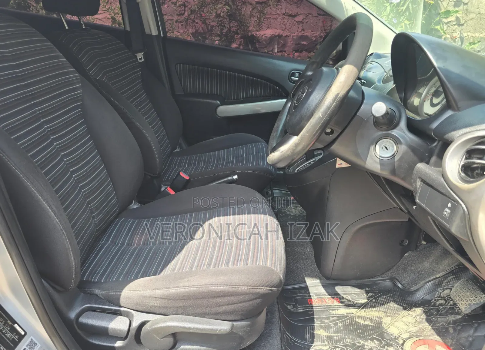 Mazda Demio 2010 Silver