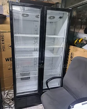 Very Specious Display Fridge 1000litres