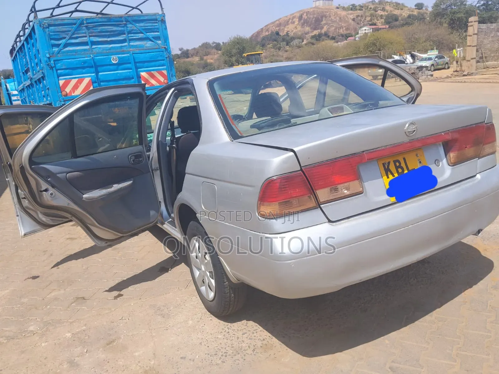 Nissan FB15 2005 Silver