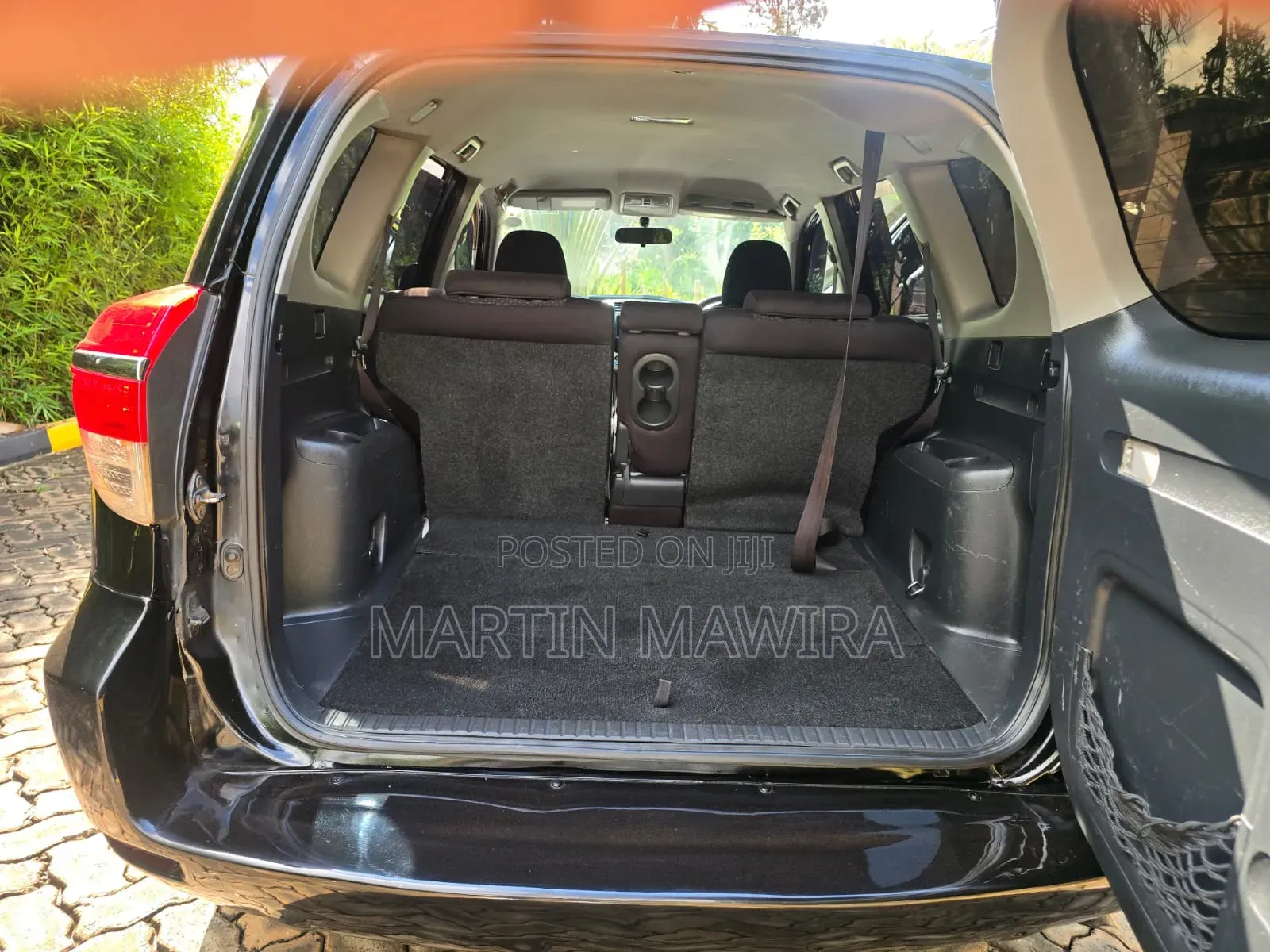 Toyota Vanguard 2012 Black