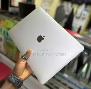 Laptop Apple MacBook Pro 2020 M1 16GB Apple M1 Pro SSD 256GB