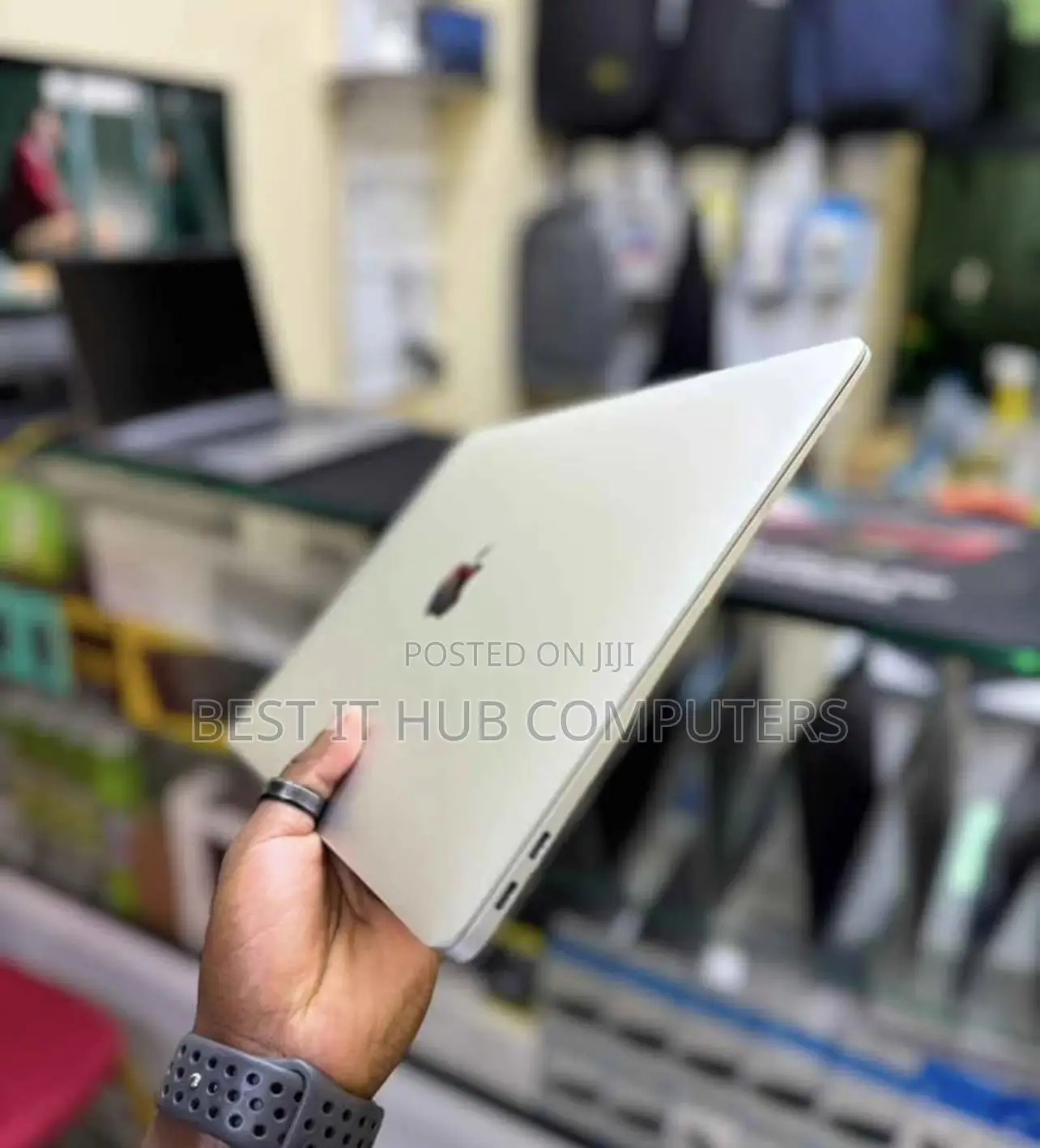 Laptop Apple MacBook Pro 2020 M1 16GB Apple M1 Pro SSD 256GB