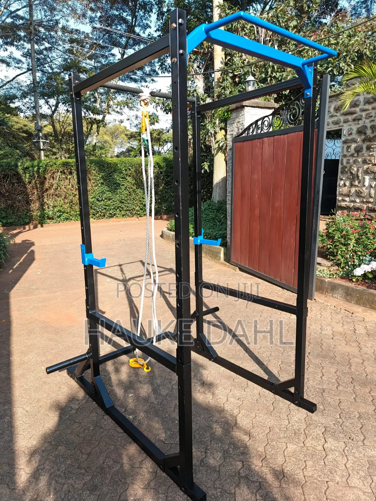 Squat Rack / Power Cage