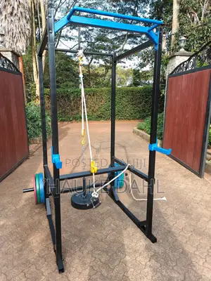 Squat Rack / Power Cage