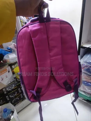 Let It Go! Ultimate Elsa 3D Bubble Backpack