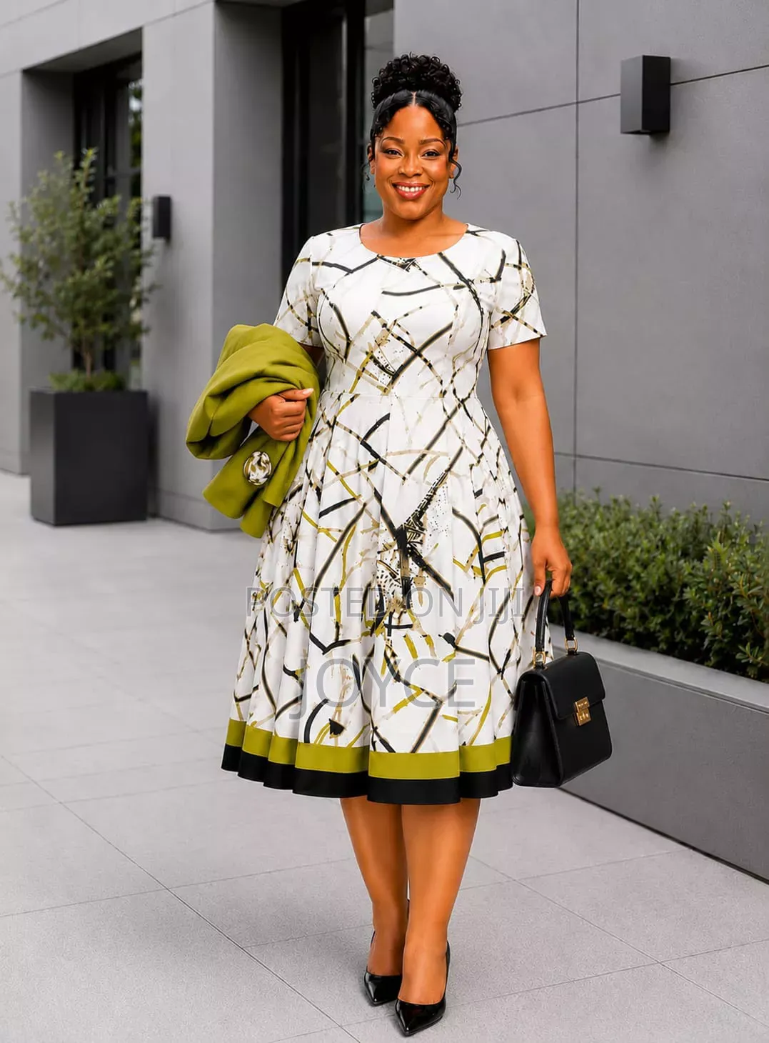Box Plit Dress With a Plain Coat