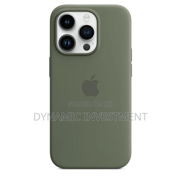 Apple iPhone 14 Pro Silicone Case Cover With MagSafe - Olive - main view
