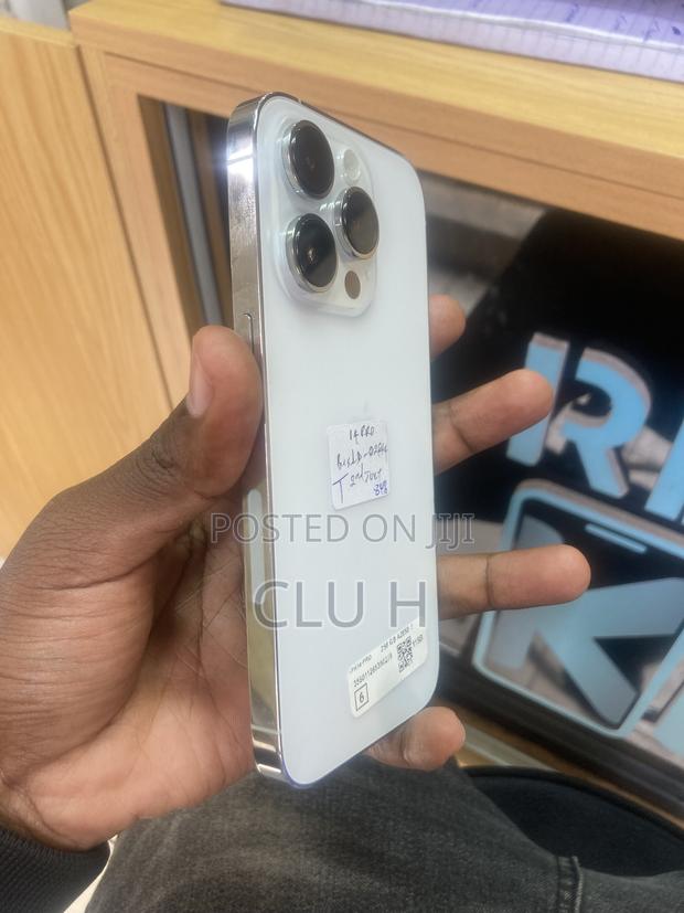 Apple iPhone 14 Pro 256 GB Silver - thumbnail 4