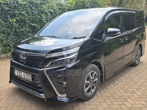 Toyota Voxy 2017 Black
