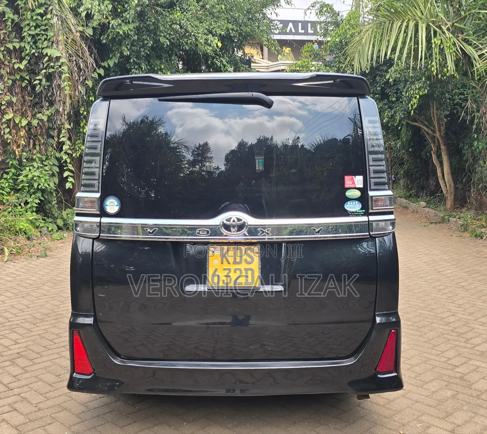 Toyota Voxy 2017 Black