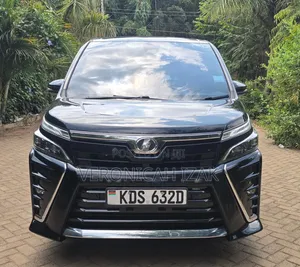 Toyota Voxy 2017 Black