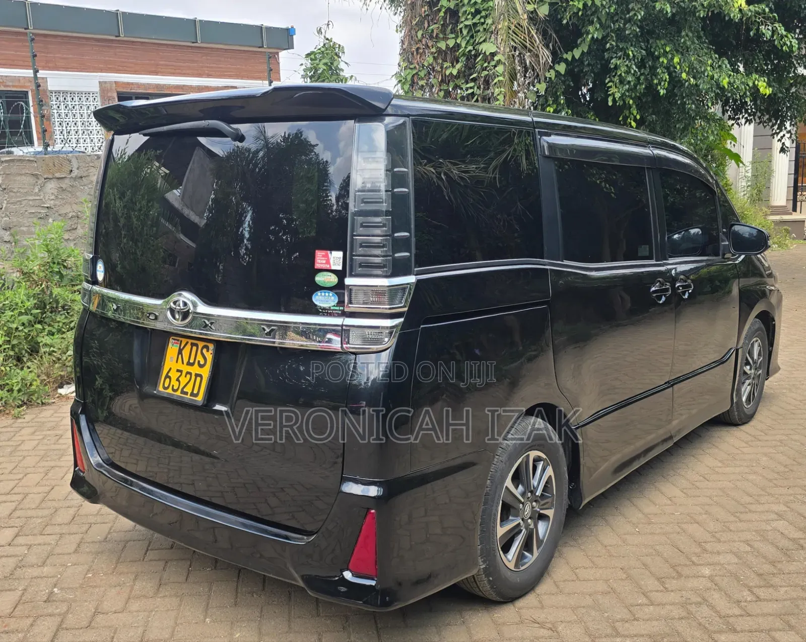 Toyota Voxy 2017 Black