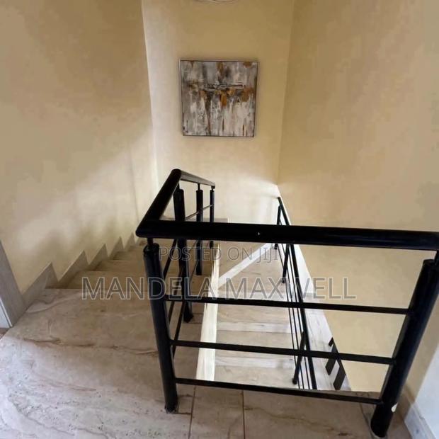 4bdrm Mansion in Katani for sale - thumbnail 4