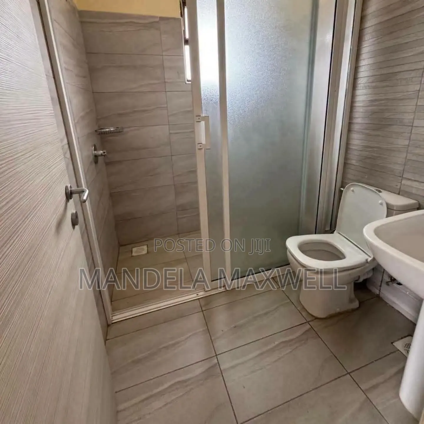 4bdrm Mansion in Katani for sale