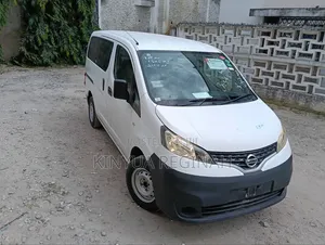 Nissan Caravan 2019 White