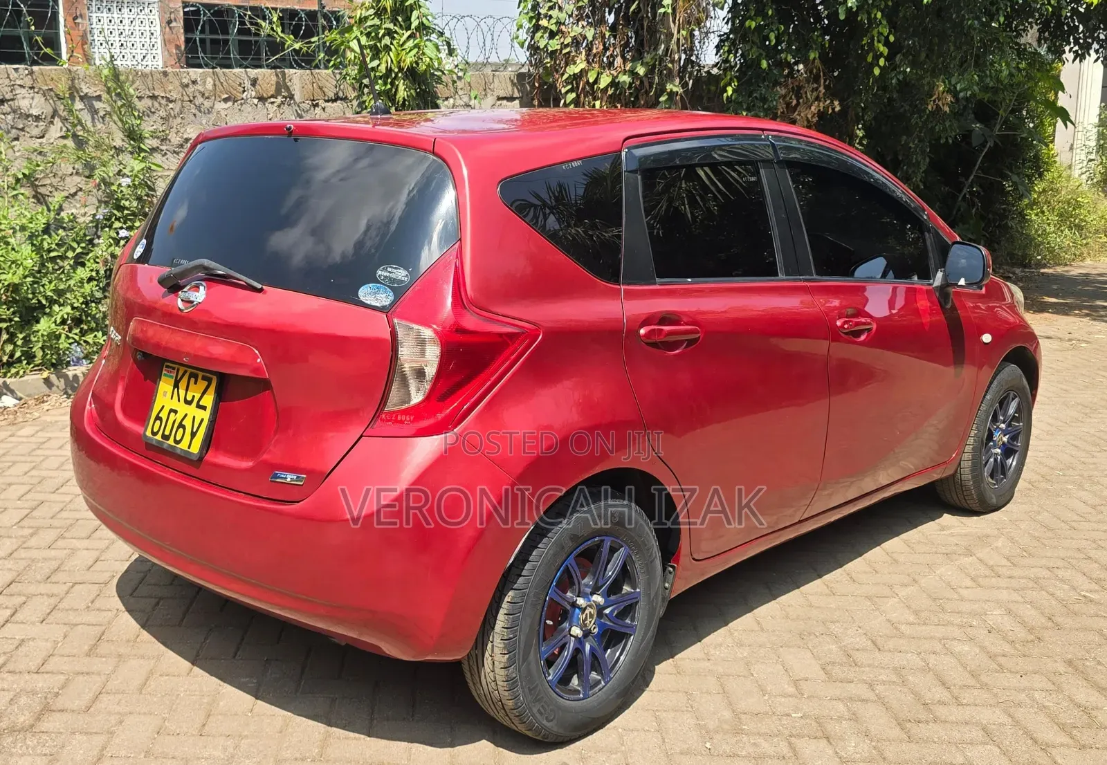 Nissan Note 2013 Red