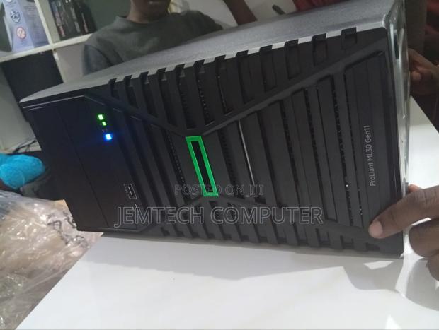 New Server HP ProLiant ML30 Gen10 Plus E-2314 32GB Intel Xeon HDD 2T