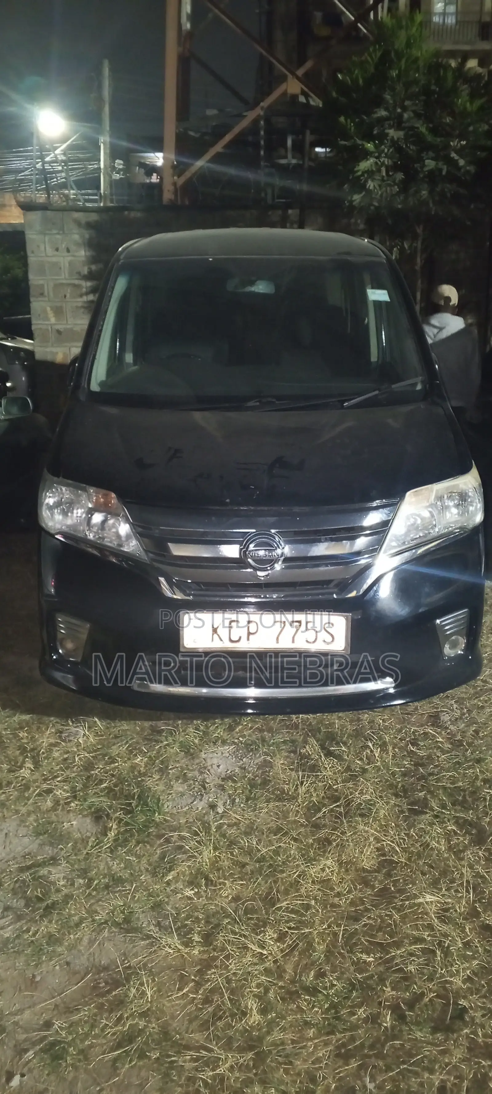 Nissan Serena 2011 Black