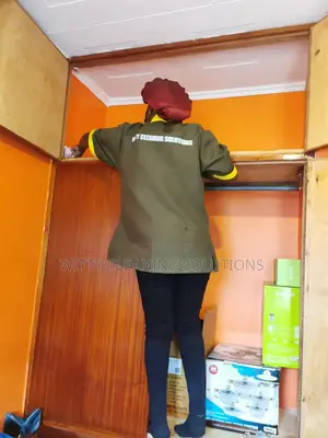 Commercial Deep Cleaning