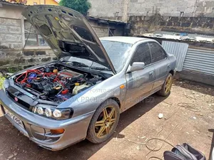 Subaru Impreza Wagon 1999 Silver