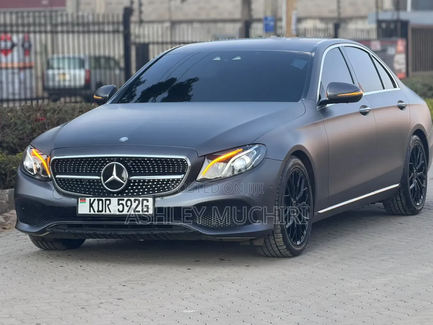 Mercedes-Benz E200 2017 Gray