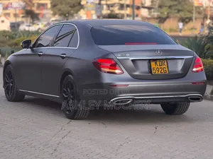 Mercedes-Benz E200 2017 Gray
