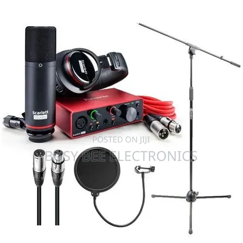 Scarlett Solo Studio 4rd Gen Bundle + Mic Stand With Pop Filter
