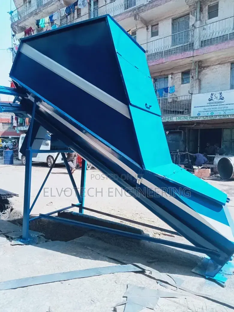 Animal Feed Mixer