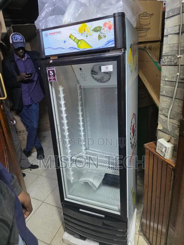 SmartPro SVS-275 209L Upright Showcase  - main view