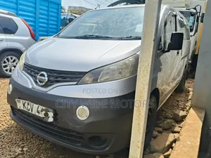 Nissan NV200 2013 Silver