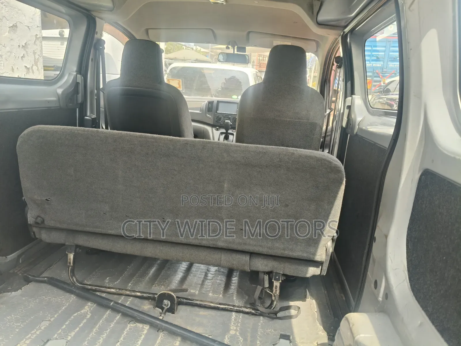 Nissan NV200 2013 Silver