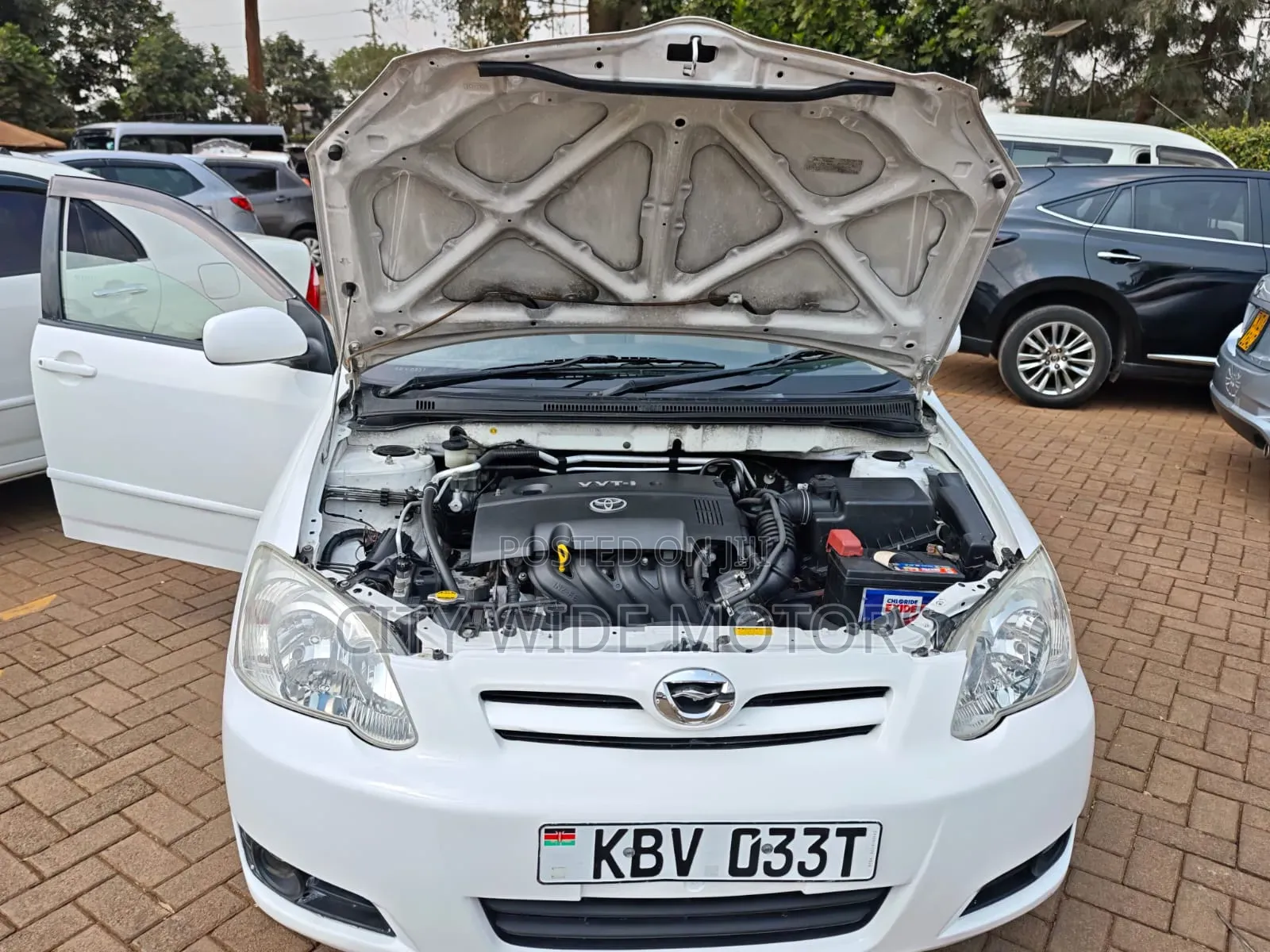 Toyota Corolla RunX 2006 White