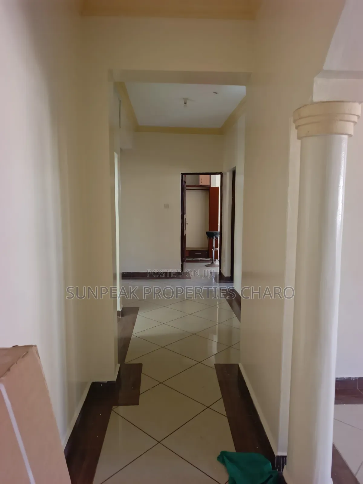 3bdrm Apartment in Links Road, Nyali for rent