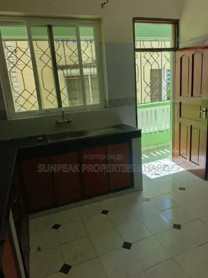 3bdrm Apartment in Links Road, Nyali for rent