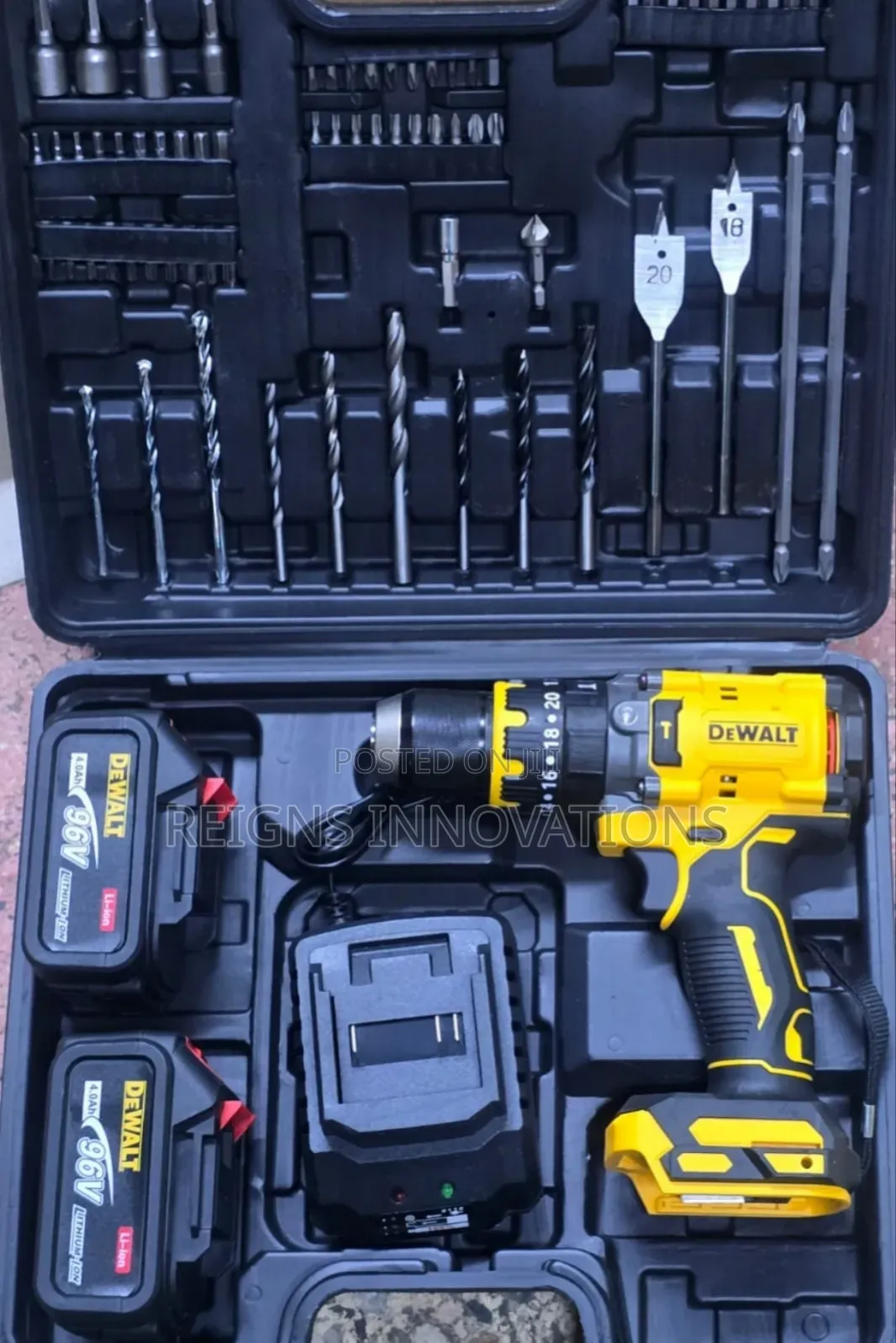 DeWALT Cordless Drill/Driver Kit