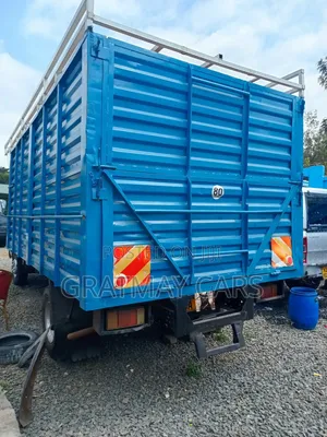 2007 Isuzu NPR