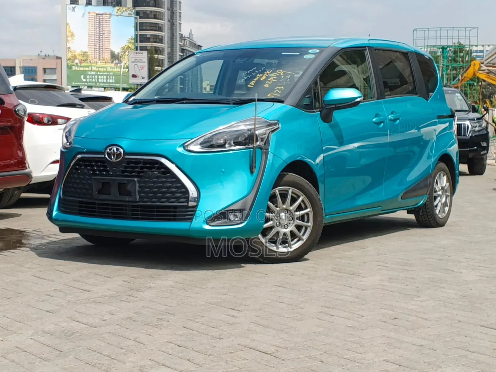 Toyota Sienta 2019 Green